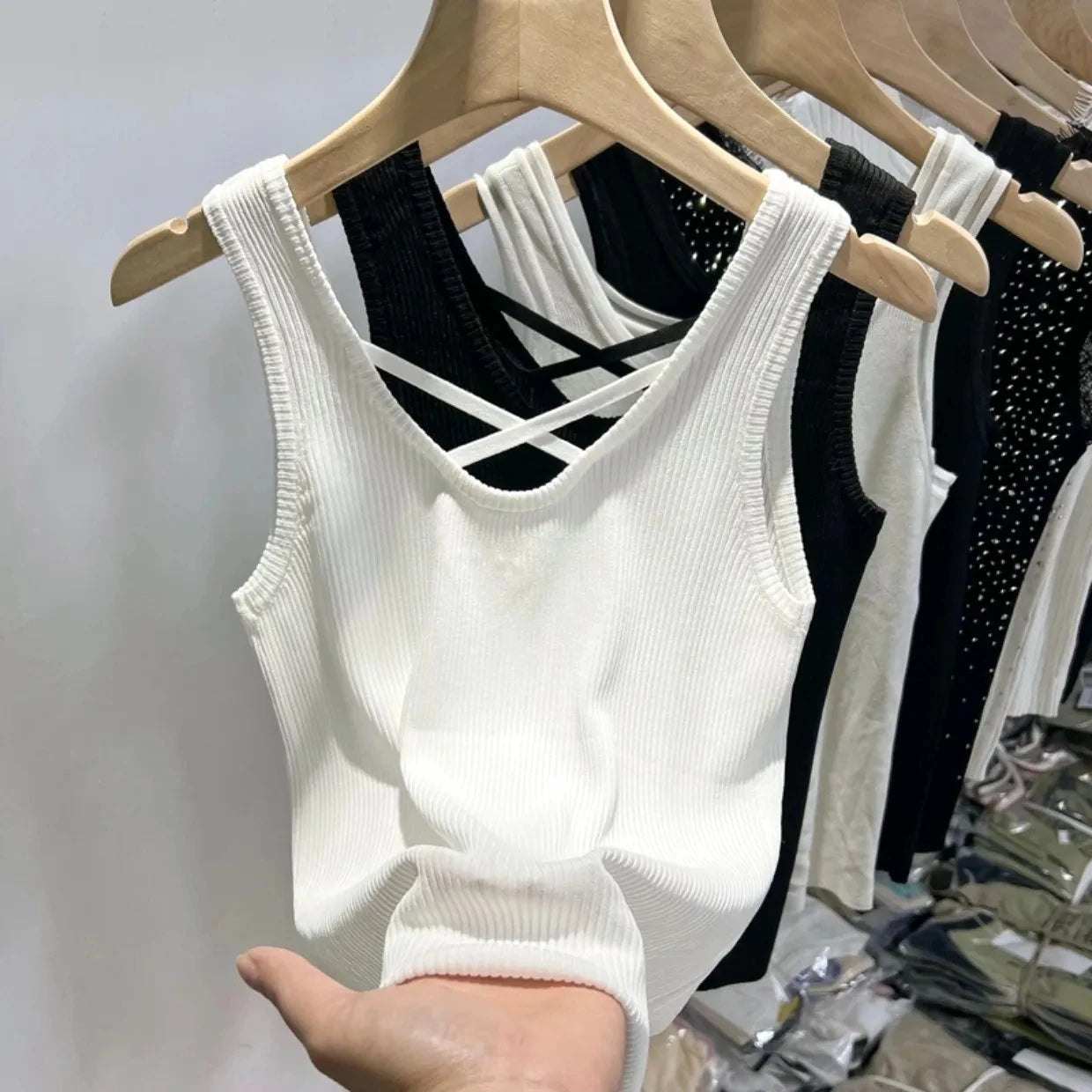 Chic Sleeveless Tank Top